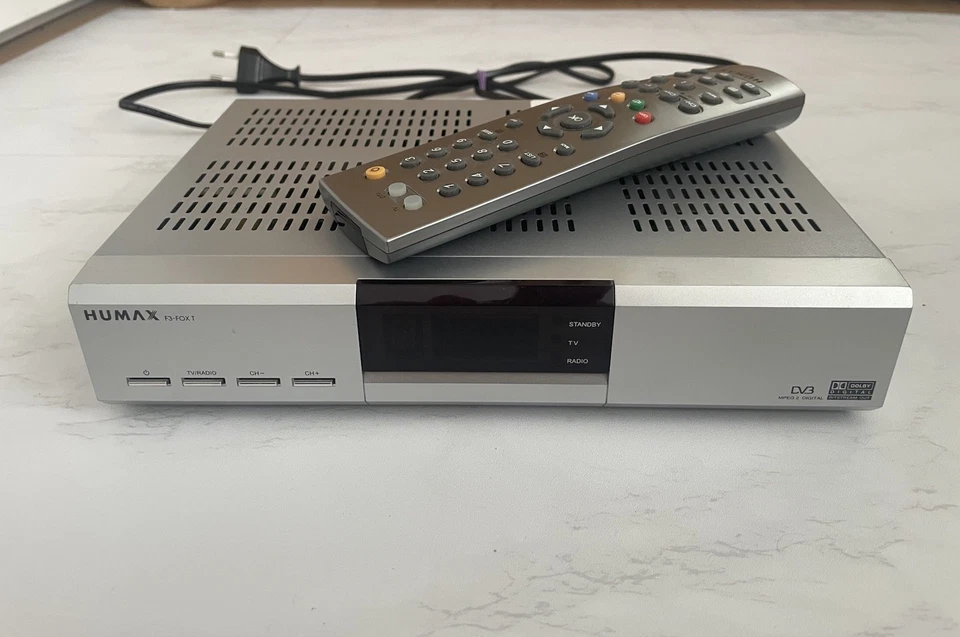 HUMAX F3-FOX T DVB-T Receiver inkl. Orginal Fernbedienung RT 505 Vintage - Bild 2 von 4