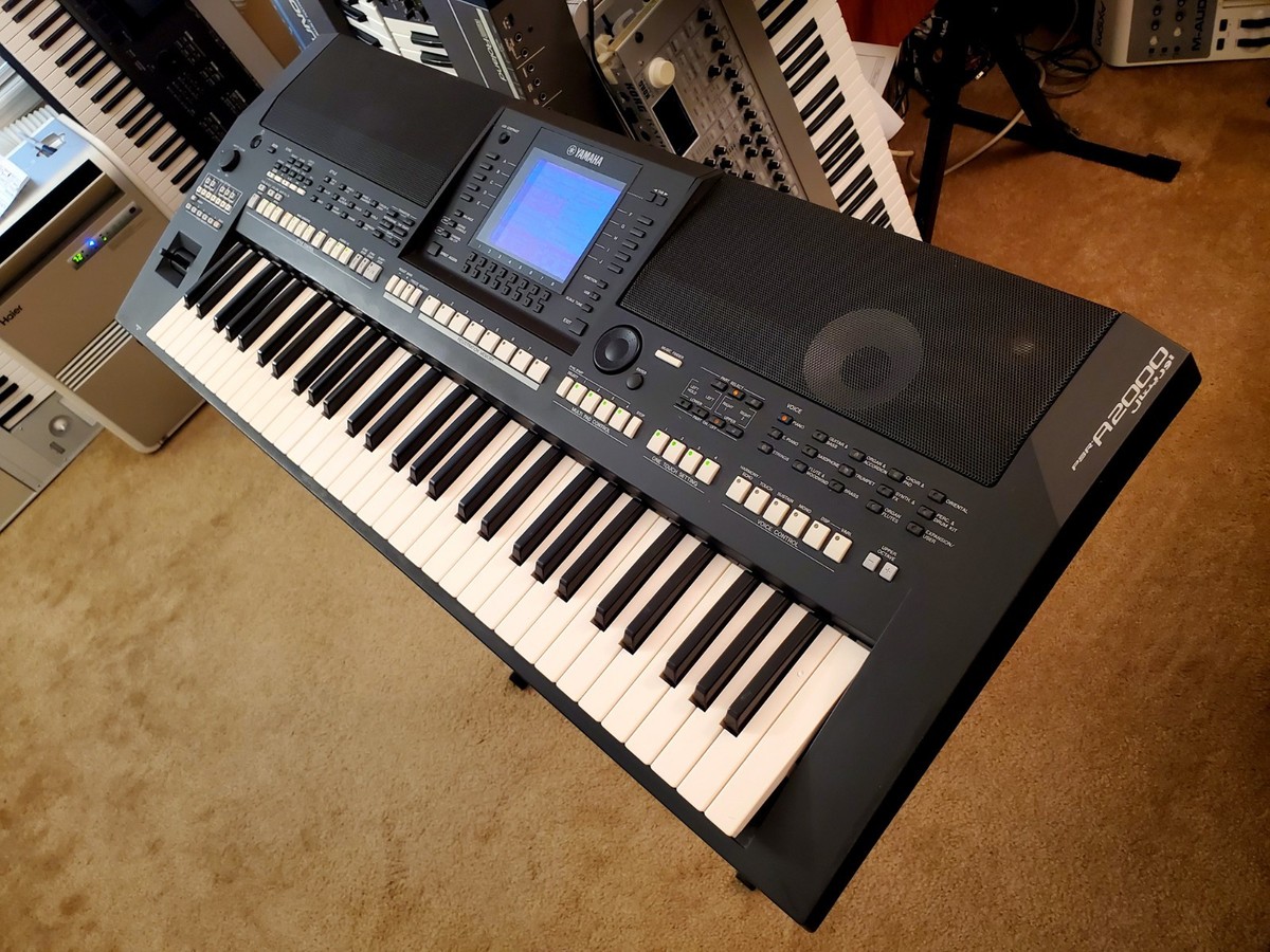 MUST SEE!!! YAMAHA PSR A2000 ORIENTAL ARRANGER WORKSTATION IN