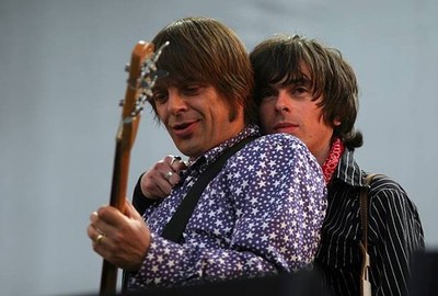 Gary Mani Mounfield Barrie Cadogan of Primal Scream perform at ann- Old Photo