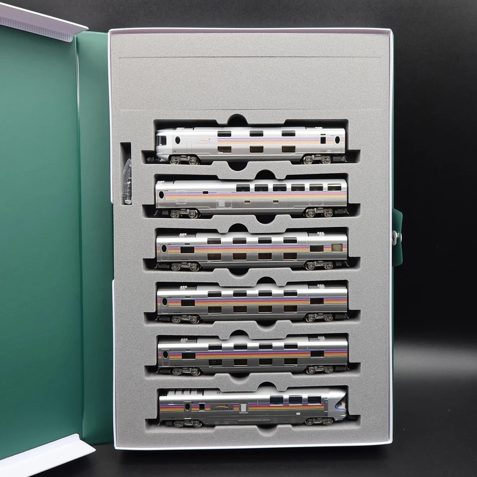 Kato 10-2112 - Nightrain 'Cassiopeia Cruise' (6-Car Base Set) - N Gauge - Image 2 of 4