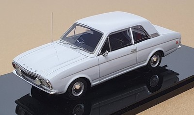 British Heritage Models Maßstab 1:43 MC 12a '70 Ford Cortina Mk2 1600GT Silver Fox