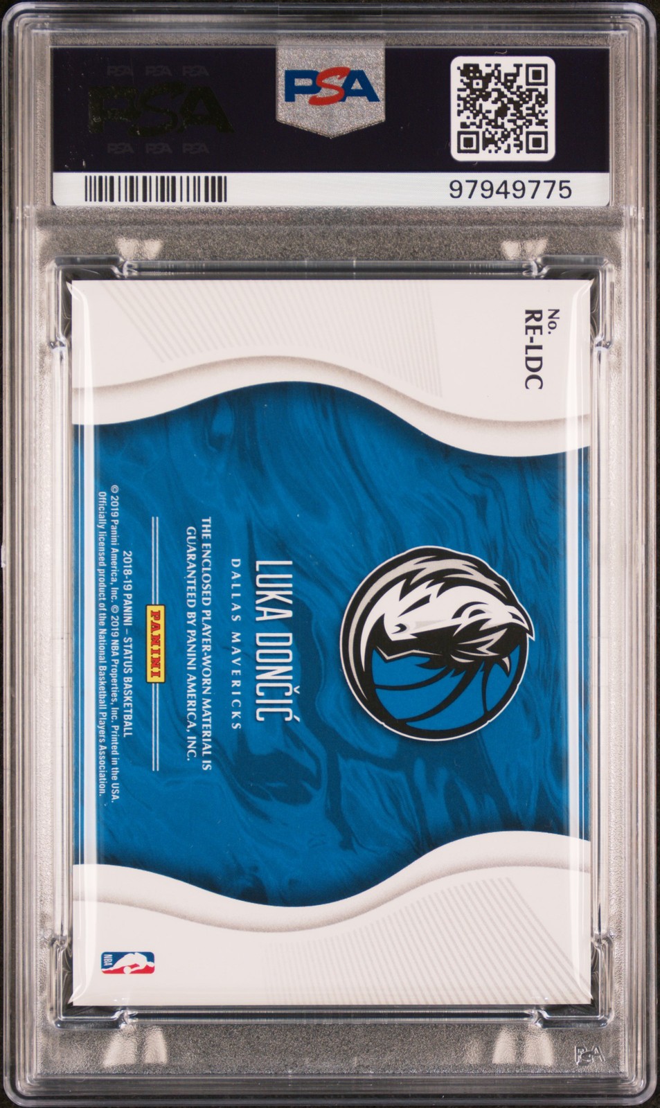 2018 PANINI STATUS ROOKIE ESSENTIALS RELICS #RELDC LUKA DONCIC ROOKIE RC PSA 8 view 2