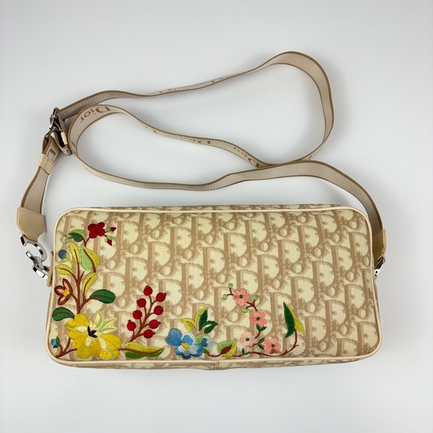 正規品　希少　Christian Dior　トロッター　刺繍フラワー 楽天市場】【未使用品】【バッグ】Christian Dior クリスチャン
