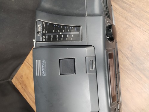 Vintage Philips AZ 8304 Radio/CD & Twin Tape Decks (Ghettoblaster) - Bild 10 von 11