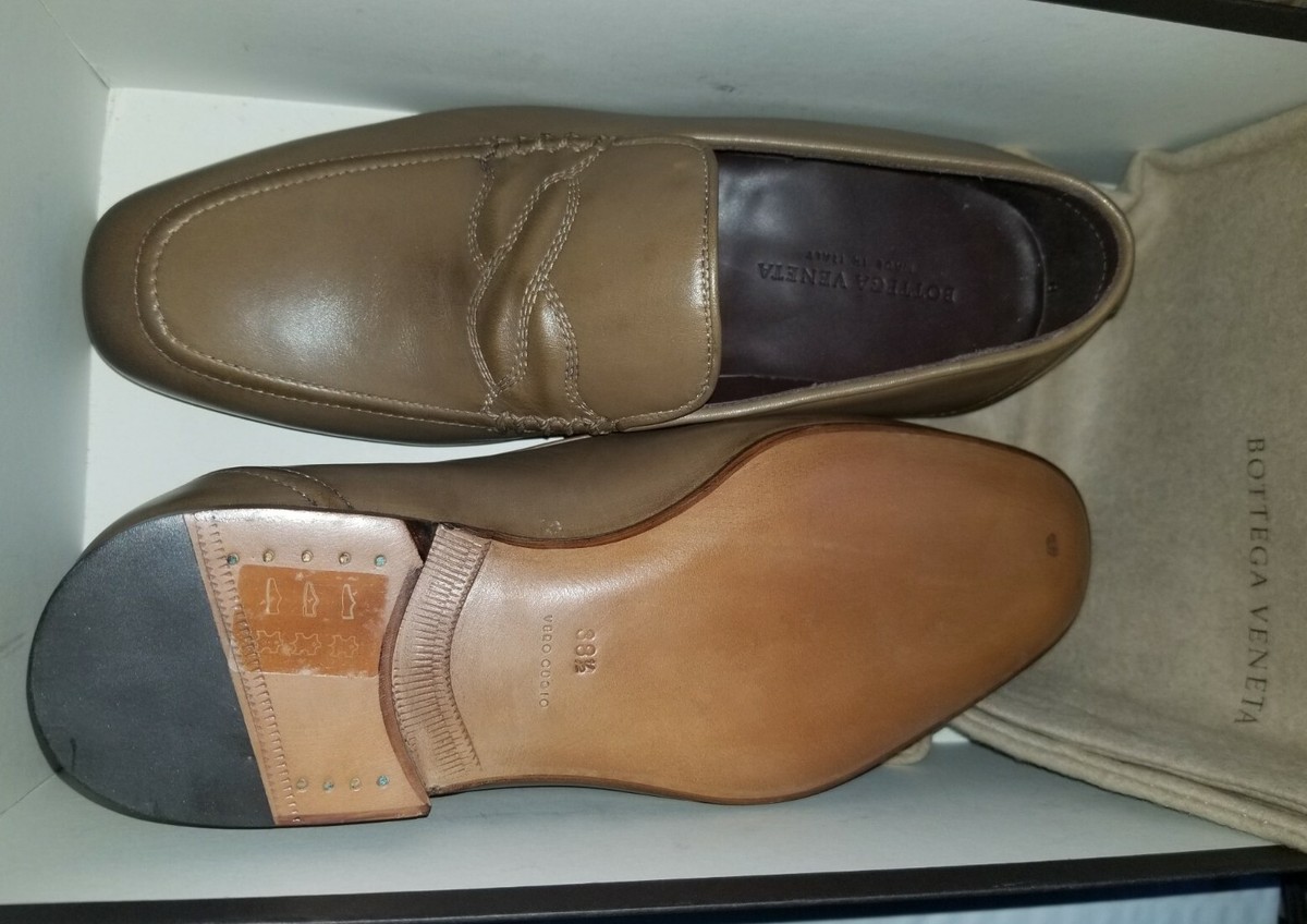 BOTTEGA VENETA olive/taupe leather loafers dress shoes mens  display picture 2