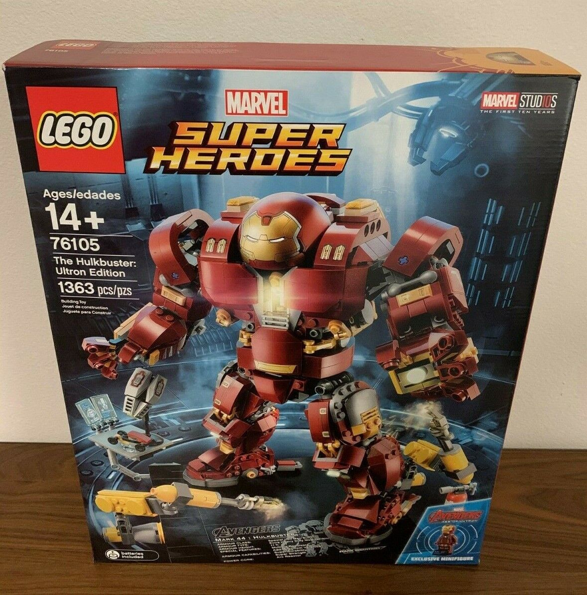 Display case for LEGO® Marvel: The Hulkbuster Ultron Edition (76105) —  Wicked Brick