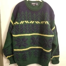 VINTAGE strawbridge clothier hand knitted wool sweater Green sz Medium Crew neck