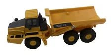 ERTL John Deere Articulated Dump Truck K0217YL01 Small Toy