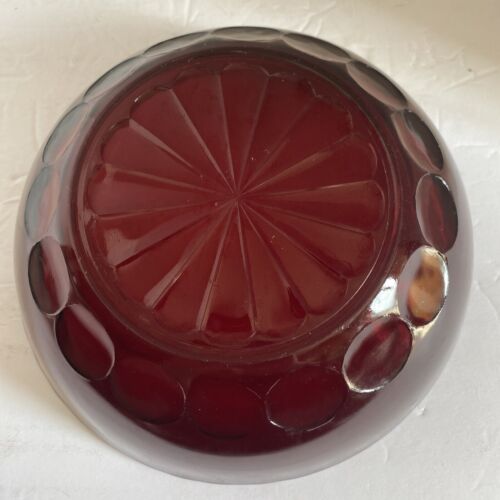 Anchor Hocking Royal Ruby Scalloped Edge Round Serving Bowl 8 1/2” Large Vintage - Picture 3 of 3