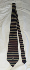 Tommy Hilfiger Blue Red Tan 100 Silk Men  s Neck Tie