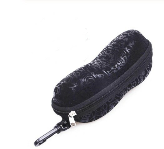 NWT Authentic Ray-Ban Black Leather Case with Booklet & Cleaning Cloth Ray-Ban Leather Case with Booklet and Cleaning Cloth  main image 2