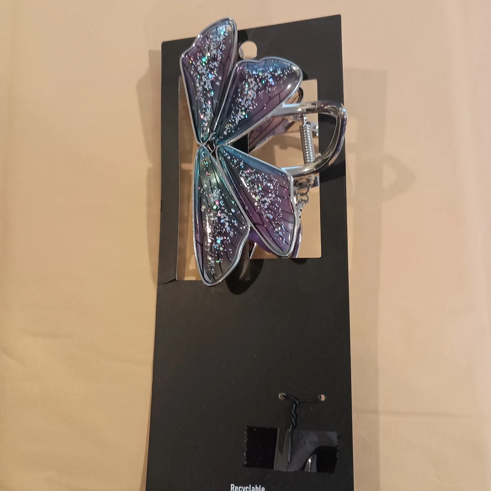 Pinza de pelo púrpura/azul con joyas con colgantes 4" Foto 2 de 2