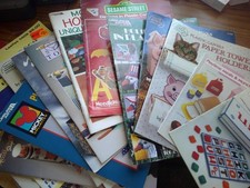 Variety LOT of  PLASTIC CANVAS PATTERNS Vintage Retro Current ALL PICTURED