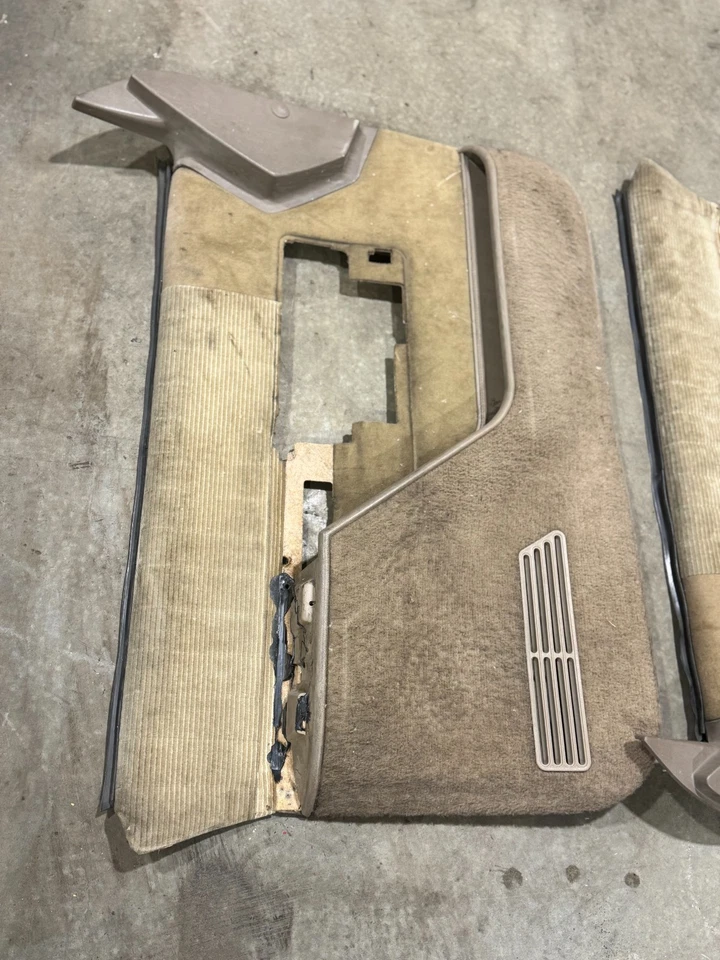 1988-1994 GMC / CHEVY C / K 2500 3500 SUBURBAN BROWN FRONT DOOR PANEL POWER SET Foto 4 de 4