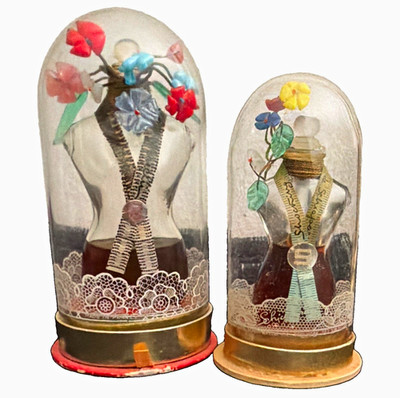 2x Parfum-Flakon Set unter Glasdom/Glasglocke mit glassblume Schiaparelli