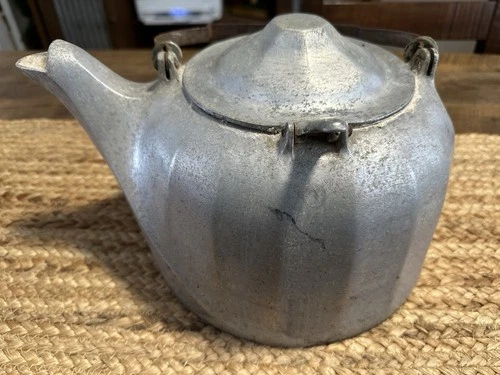 Wagner Sidney O Aluminum Kettle Teapot Feb 18 1902 Lid Bail Handle Vintage