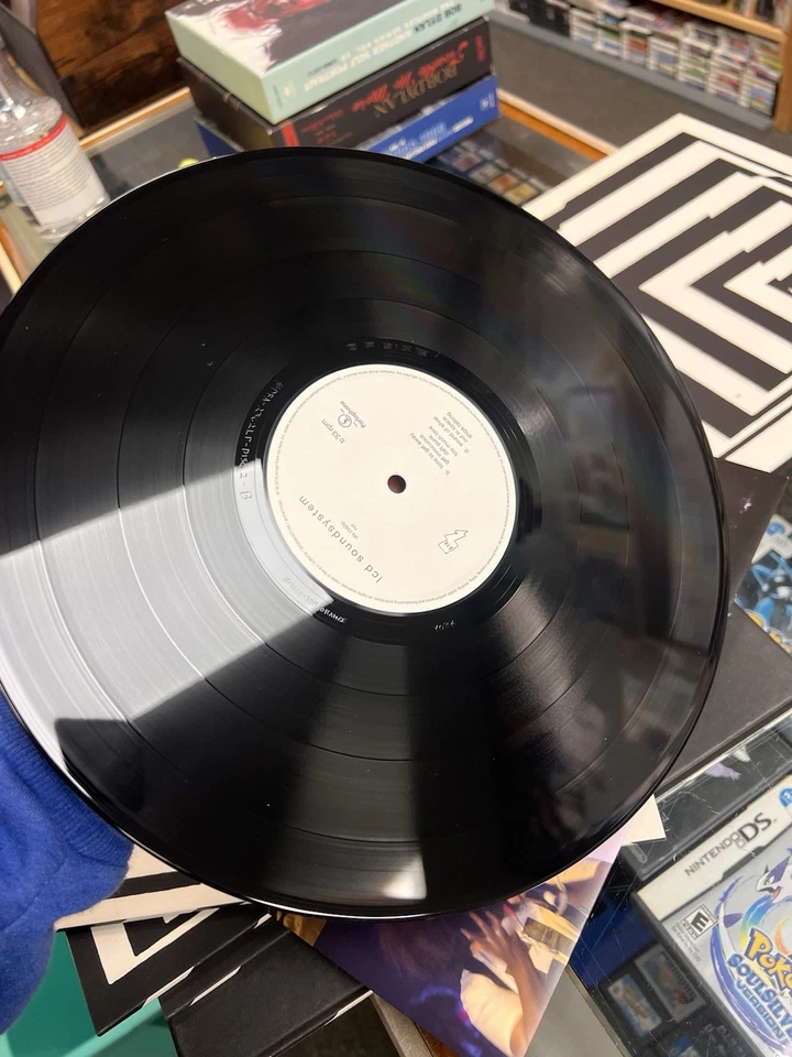 LCD SOUNDSYSTEM: The Long Goodbye. Live At Madison Square Garden 5xLP Boxset - Image 4 of 4