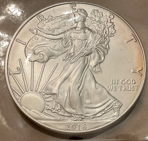 2016 Silver American Eagle U.S. Mint One Ounce Fine Silver Coin. Cheap shipping