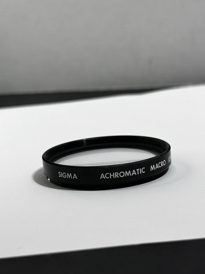 Sigma Achromatic Macro Lens 52mm Close Up 1.6x Magnifier w/Case - Image 2 of 4