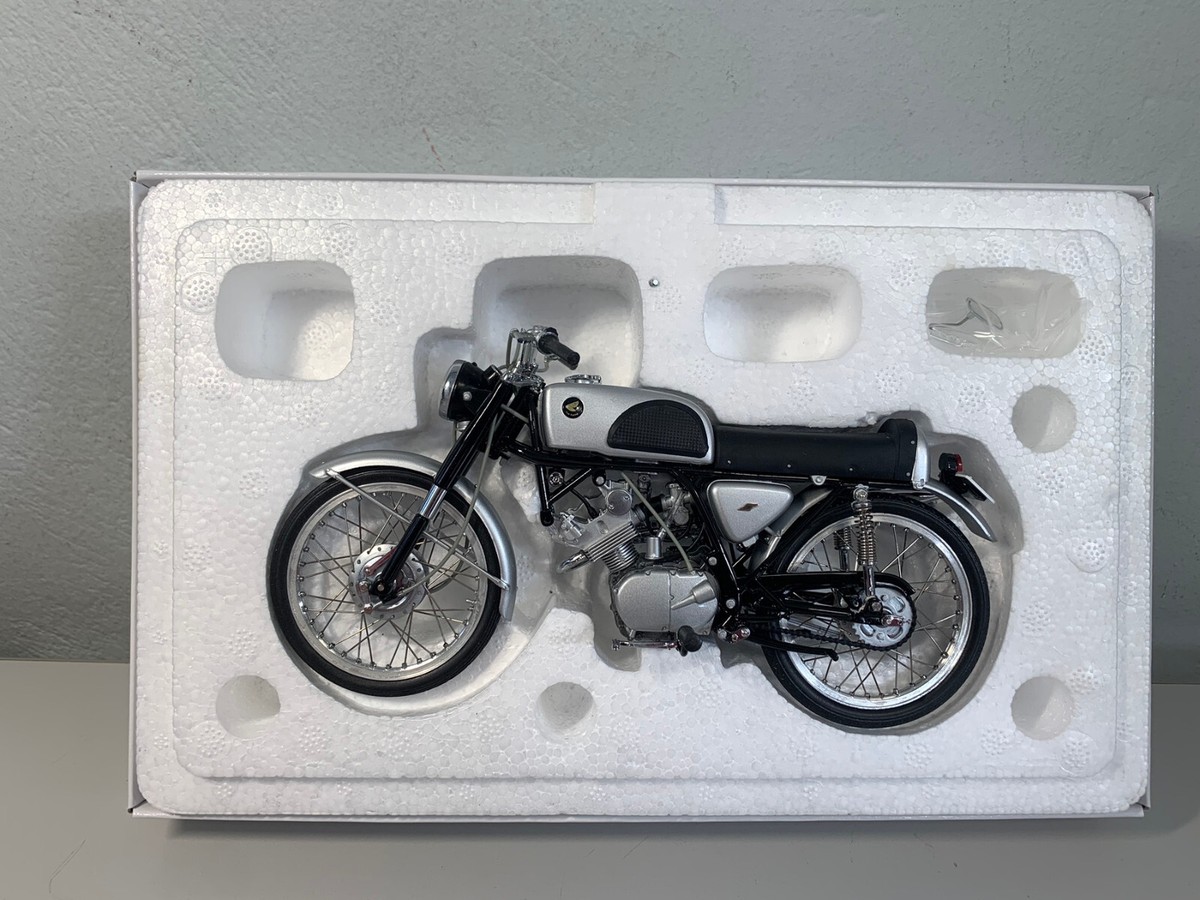 RARE EBBRO 1:10 HONDA CR110 STREET VERSION 62' EB-10004 | eBay