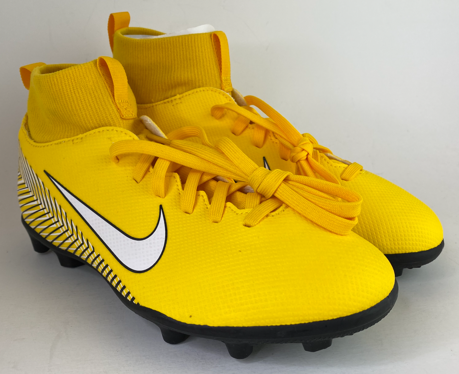 nike youth hypervenom soccer cleats