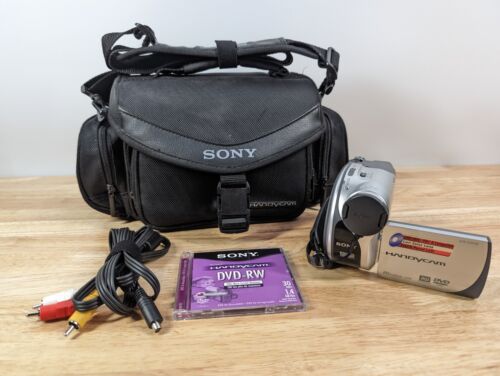 Sony HandyCam DCR-DVD105 Mini DVD Camcorder w/Case & DVD - Needs Battery -Tested - Picture 1 of 14