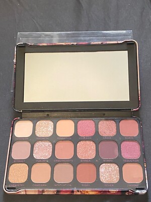 REVOLUTION FOREVER FLAWLESS ALLURE PALETTE