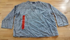 NWOT Splendid Ladies' V-Neck Loose Fit Preshrunk Blouse Blue Size Medium