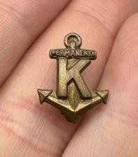 WWII Kaiser Shipyard Permanente Metals Lapel Pin, Goldtone, K on Anchor, 5/8"L