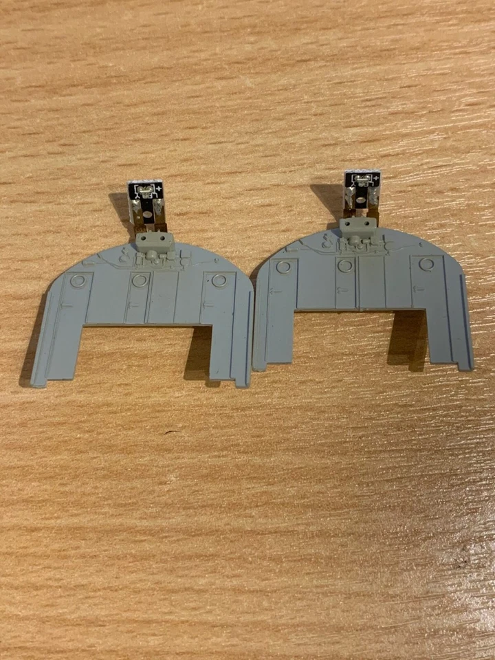 Bachmann class 37 Cab interior and working light