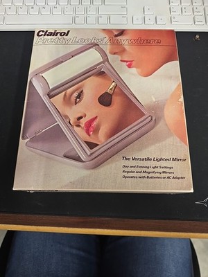 Vintage Early 1980's Clairol Lighted Makeup Mirror.In Box. Pretty Looks Anywhere