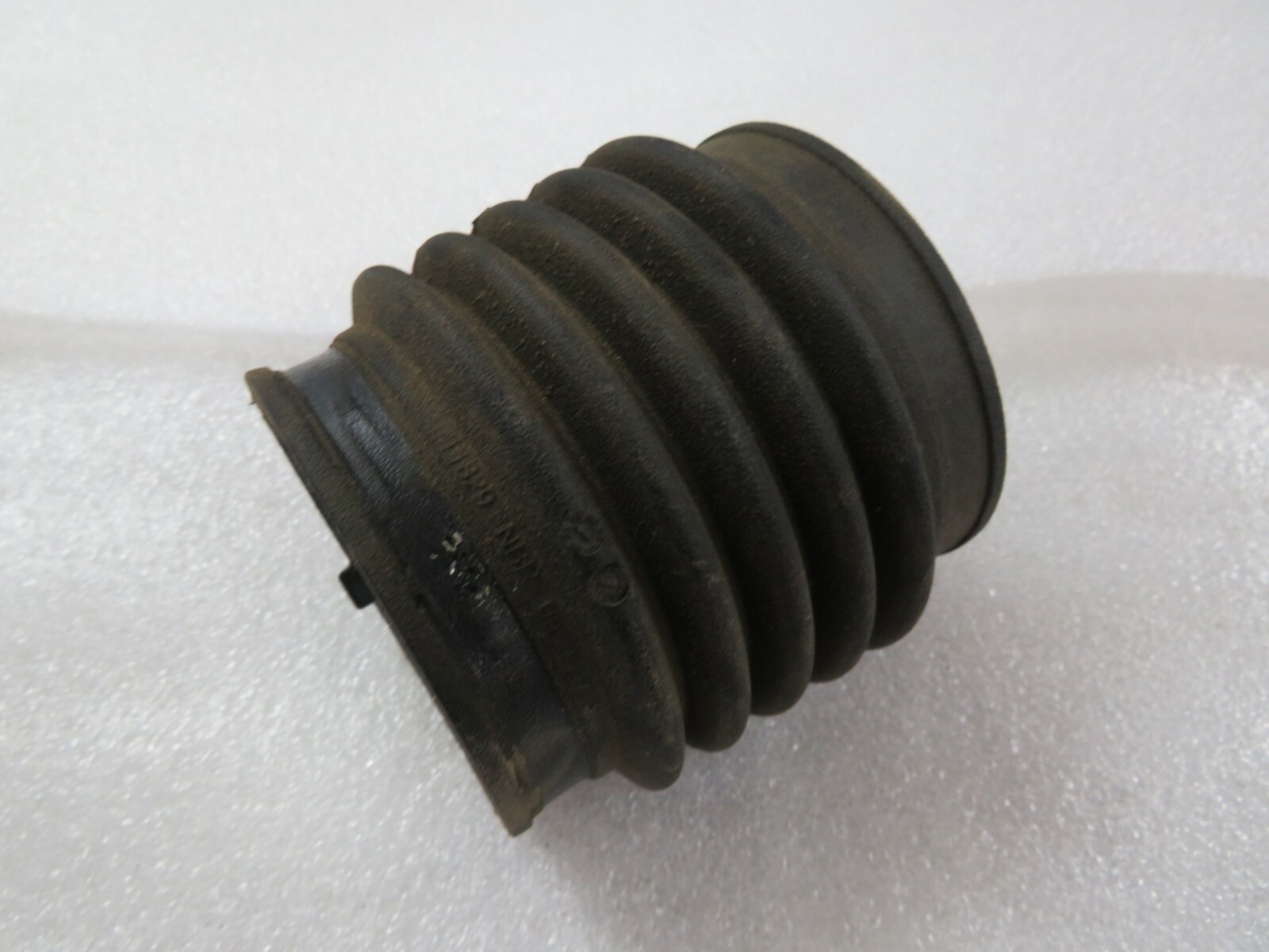 Ferrari California, Accelerator to Air Flow Meter Hose, Used, P/N 235755