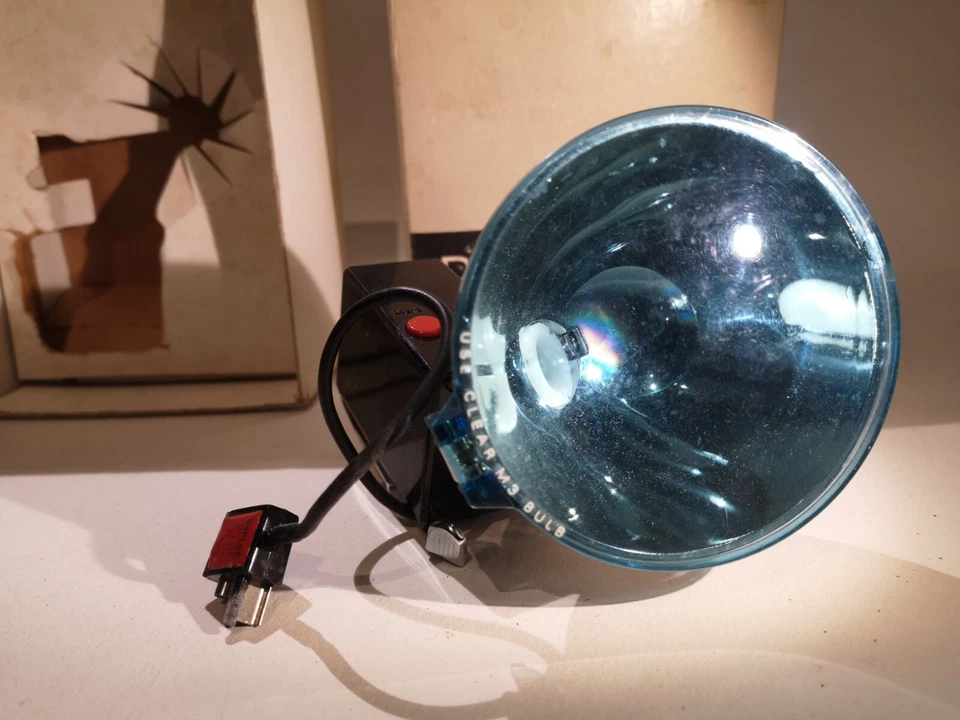 Polaroid Flashgun 268 in original box. - Image 2 of 4