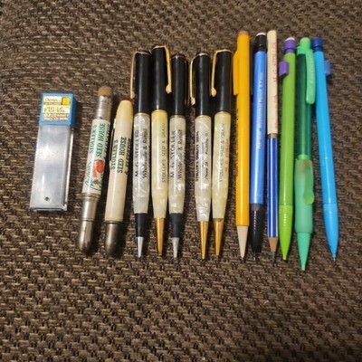 VTG PENN GEAR PAPERMATE  0.7mm Pentel LEAD REPLACEMENTS 13 PENCILS + LEAD