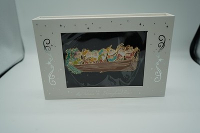 Seven Dwarfs LE 400 Disneyland Paris Pin Jumbo Disney RARE!