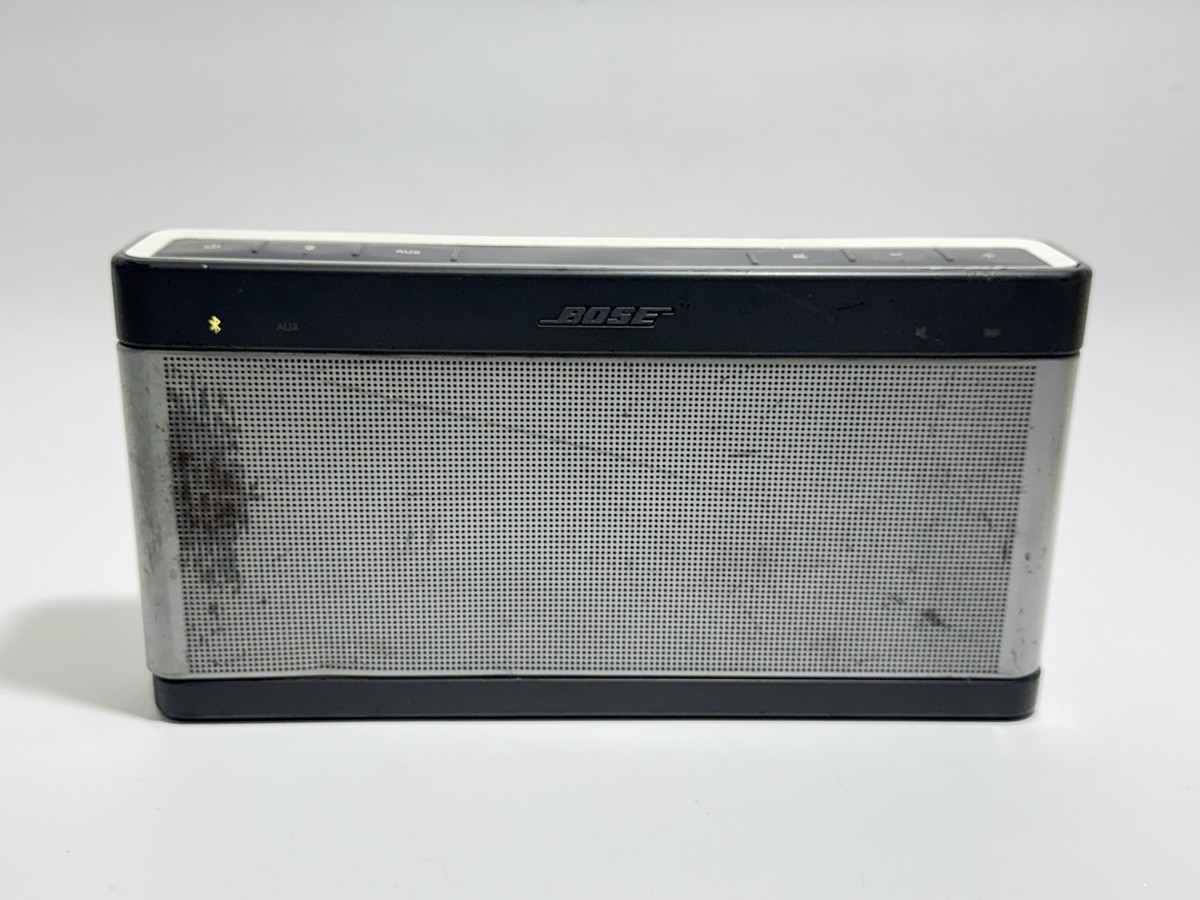 Bose SoundLink III Gray Bluetooth Portable Speaker with Power