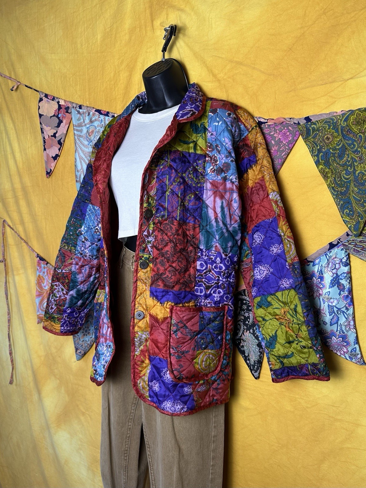 Vintage 100% Silk Reversible Patchwork Quilted Ja… - image 3