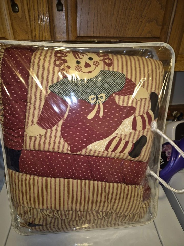 Vtg Rag&Andy Crib set Comf, Sheet Valance Diaper Bag Bump pad  Dust Ruf Wall Art - Image 2 of 3