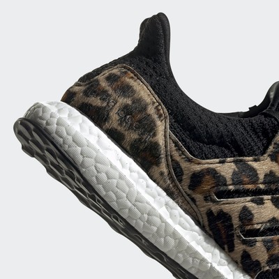 adidas boost leopard