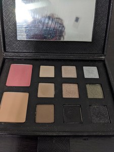 blush eyeshadow look