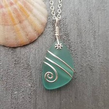 Hawaiian Jewelry Sea Glass Necklace, Wire Aquamarine Necklace, Unique Sea Glass