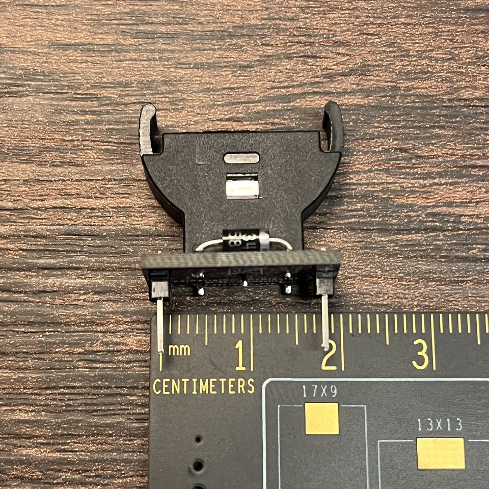 Batterie A Bottone Cr2032 2 Batterie A Canna Verticale Varta CR2032 Vintage - Per Giocattoli Blaster O Dispositivi Retrò Pistola A Spruzzo Batteria - Foto 2