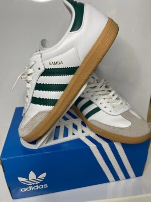 Display Stand for Trainers/Shoes (White)