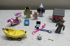 Roblox Adopt Me Celebrity Collection Pet Store Playset Incomplete Pre-owned