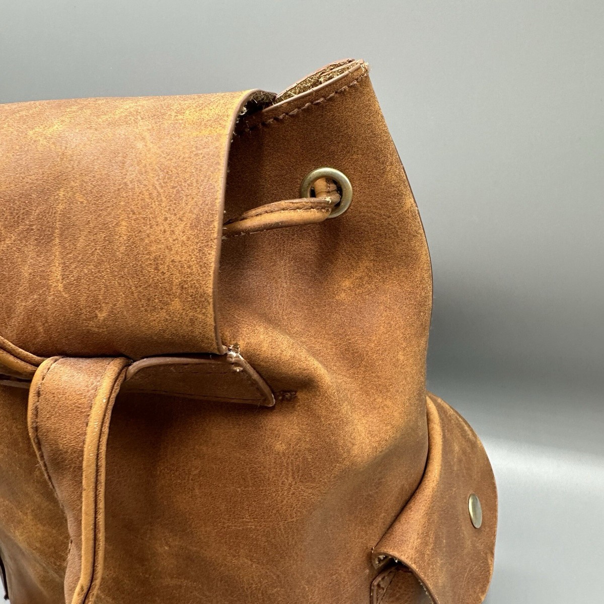 Mossimo brown leather backpack 11”x9”x4” Magnetic snap and  display picture 1