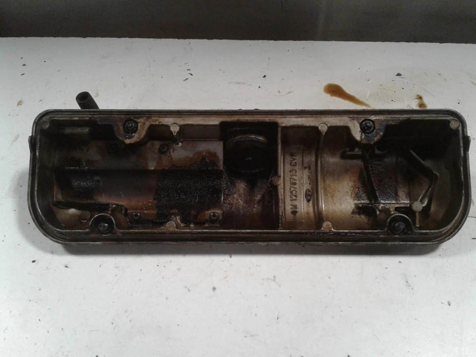 Used Engine Valve Cover fits: 2004 Pontiac Grand am Valve Cover Grade A Foto 3 de 4