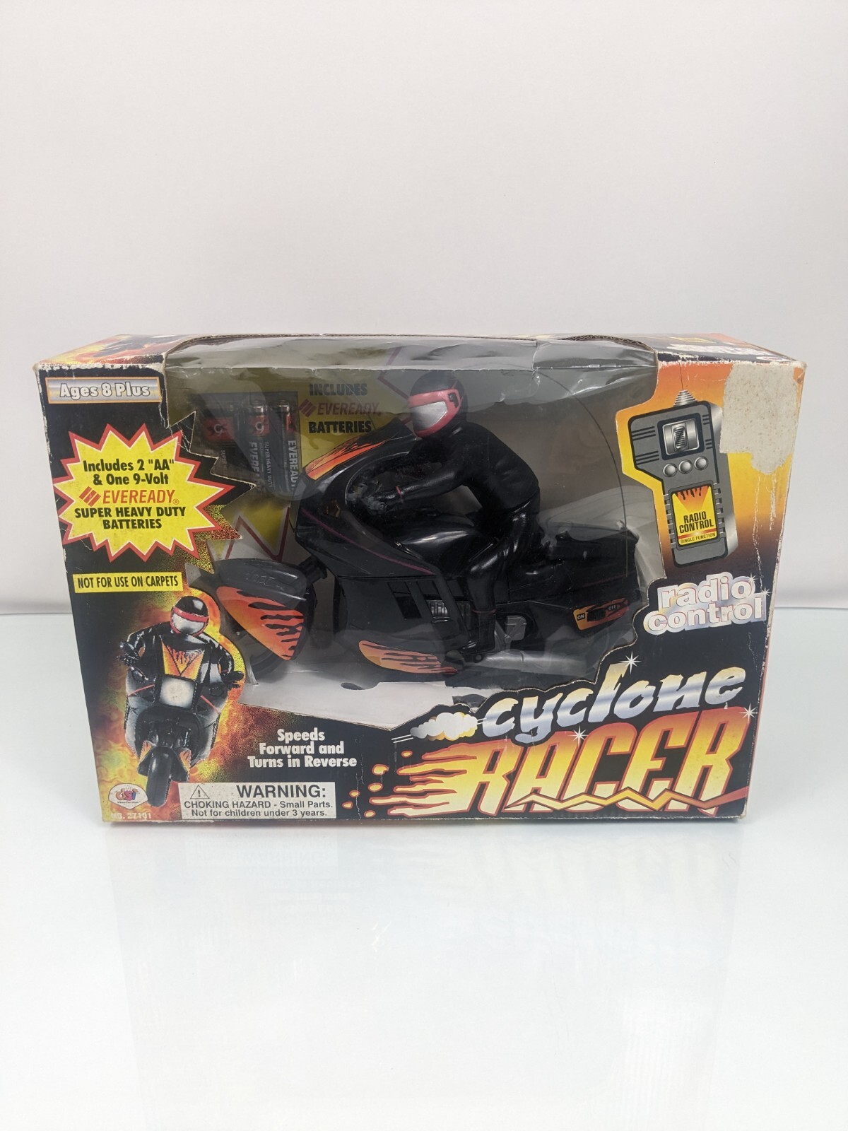 Cyclone Remote/Radio Control High Speed Racer, NEW 27101