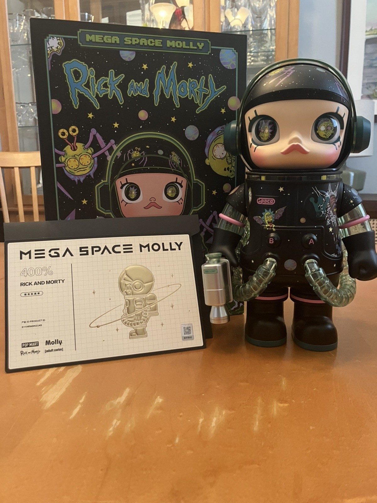 POP MART MEGA SPACE MOLLY 400% Rick and Morty  
