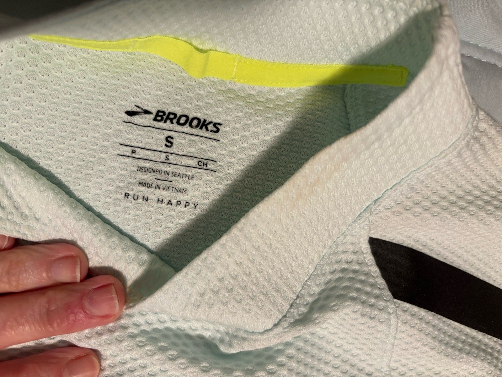 Brooks Carbonite High Visibility Running Top Womens Small White Long Sleeve NEW thumbnail 5