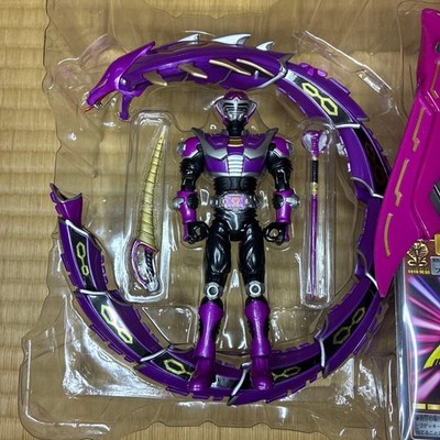 Kamen Rider Ryuki R&M Rider Ouja Figure Set w/ Advent Cards